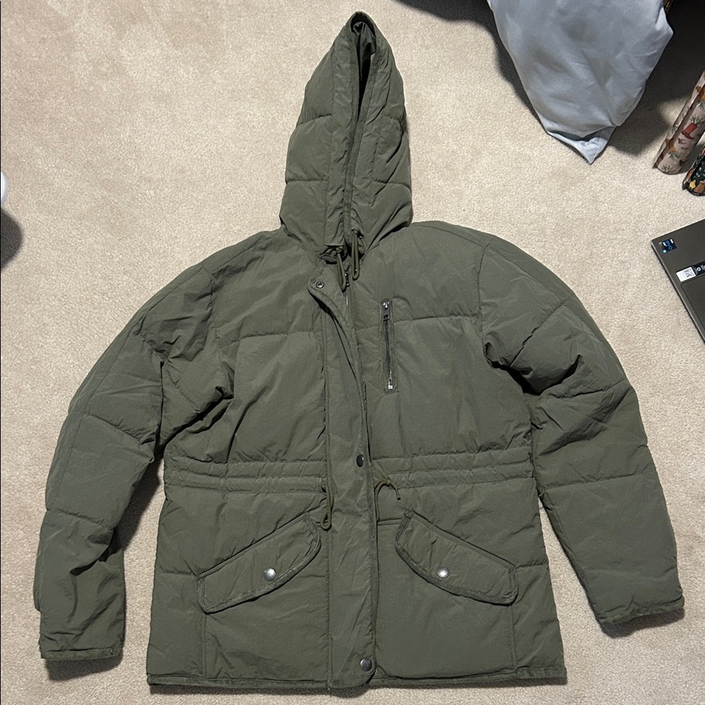 American Eagle Women's Green Puffer Jacket